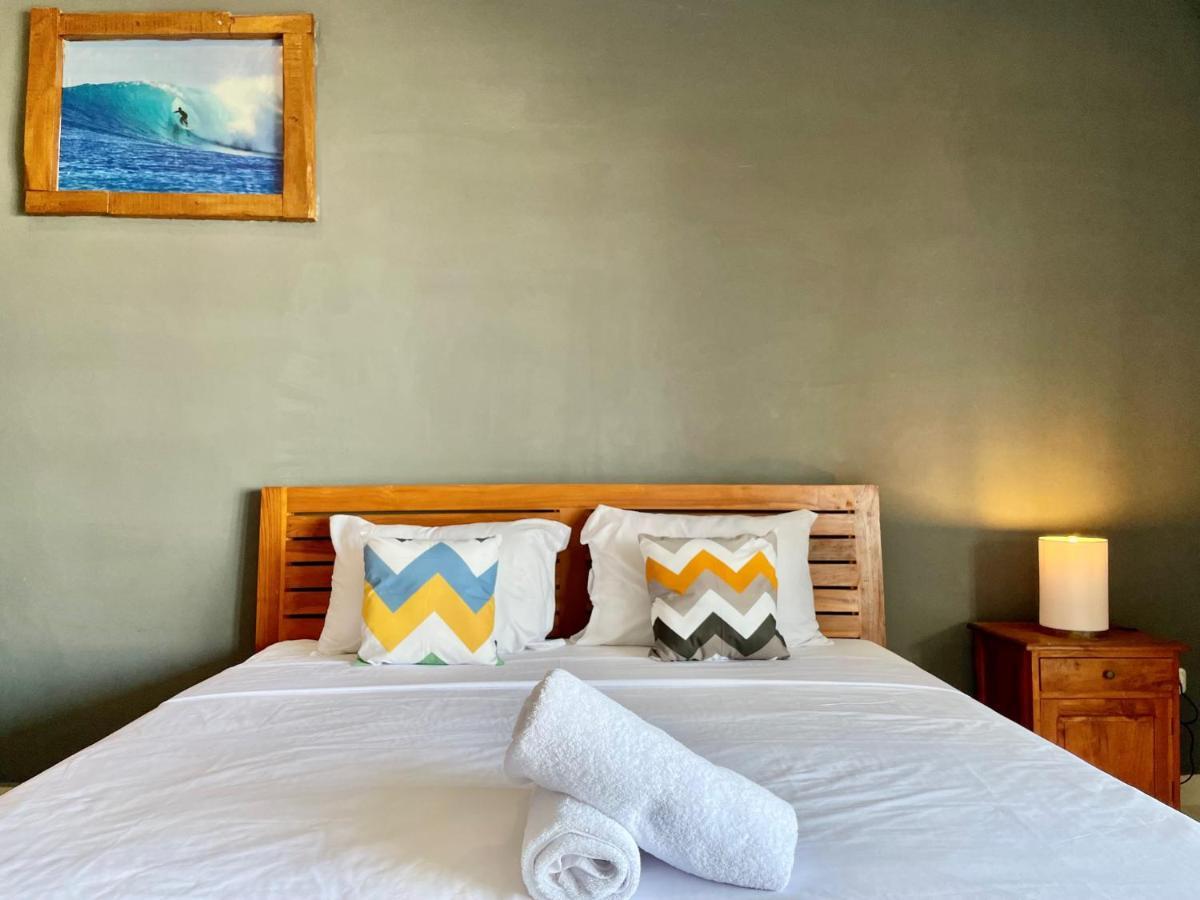 Surfers House Batu Bolong - Adults Only Albergue Canggu Exterior foto